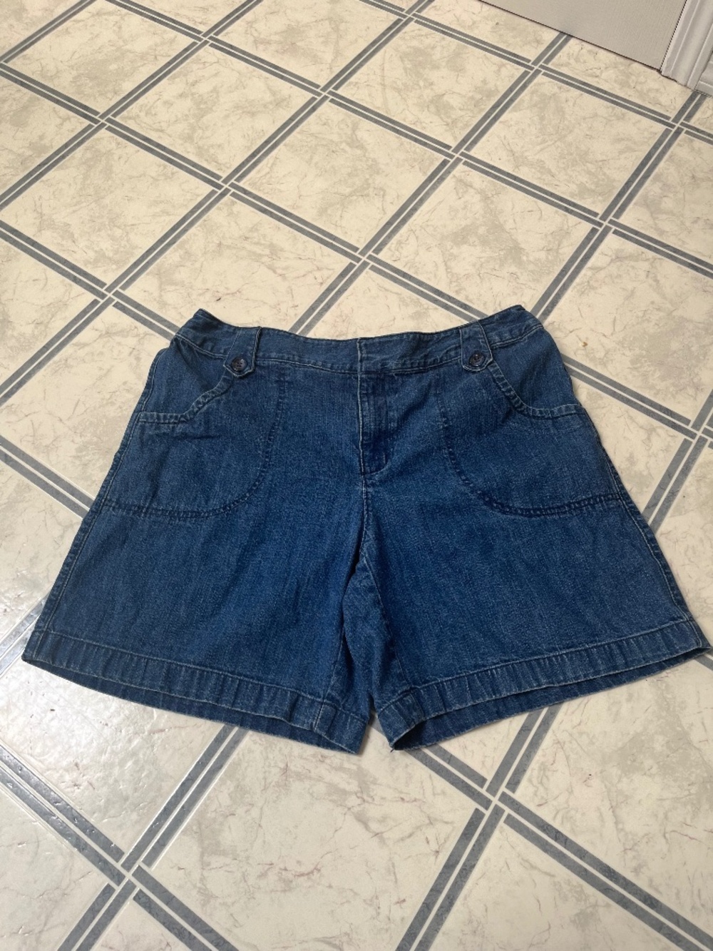 VINTAGE LIZ CLAIBORNE MOM SHORTS